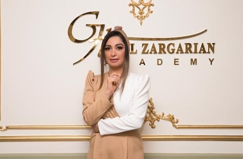 غزل زرگریان بهترین متخصص و مدرس آرایش دائم